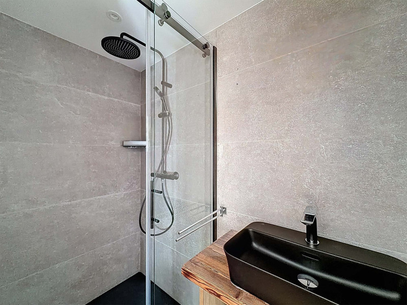salle de bain chambre 1, Shangri-la, La Rosière