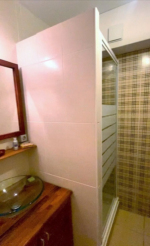 Salle d'eau, Appartement Oasis, Chalet La Prairie, La Rosière salle-de-douche-appartement-oasis-chalet-la-prairie-la-rosiere