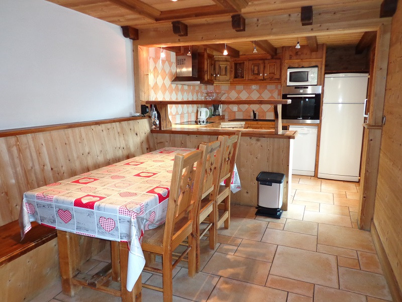 Salle à manger, Chalet Les 3 Sapins, La Rosière, vue 1 salle-a-manger-chalet-les-3-sapins-la-rosiere-vue-1
