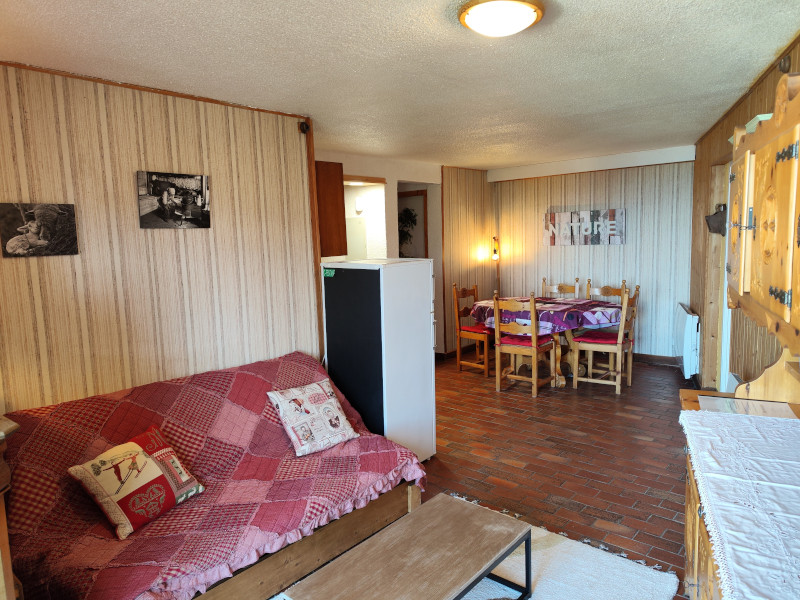 Salon, Appartement CLAPEY3, Résidence Le Clapey, La Rosière, vue 2 salon-appartement-clapey3-residence-le-clapey-la-rosiere-vue-2