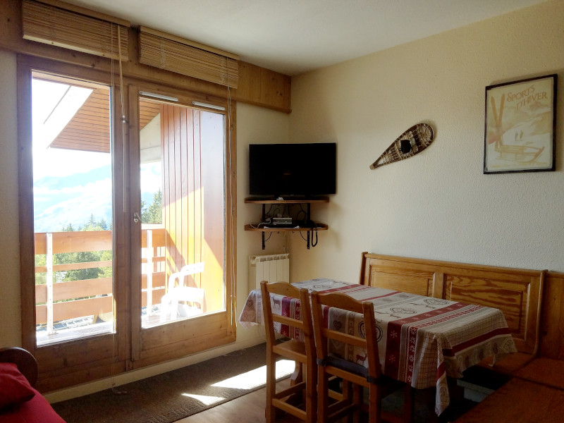 Séjour, Appartement BEL405, Le Belvédère, La Rosière, vue 3 sejour-appartement-BEL405-le-belvedere-la-rosiere-vue-3