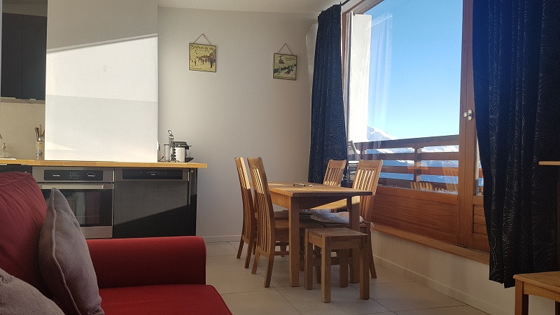 Séjour, Appartement CV31, Les Chavonnes, La Rosière, vue 2 sejour-appartement-CV31-les-chavonnes-la-rosiere-vue-2