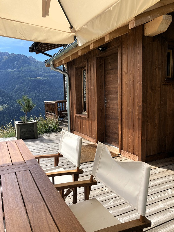 Terrasse en été, Chalet Apalosa, La Rosière, vue 3 terrasse-en-ete-chalet-apalosa-la-rosiere-vue-3