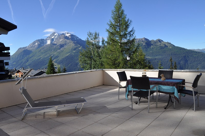 Terrasse, Appartement NV002, Les Niverolles, La Rosière, vue 1 Terrasse, Appartement NV002, Les Niverolles, La Rosière, vue 1