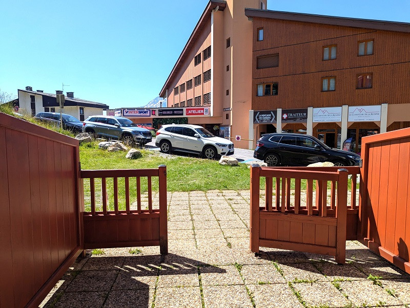 Terrasse, Studio CR02D, Les Chalets de La Rosière, vue 1 Terrasse, Studio CR02D, Les Chalets de La Rosière, vue 1