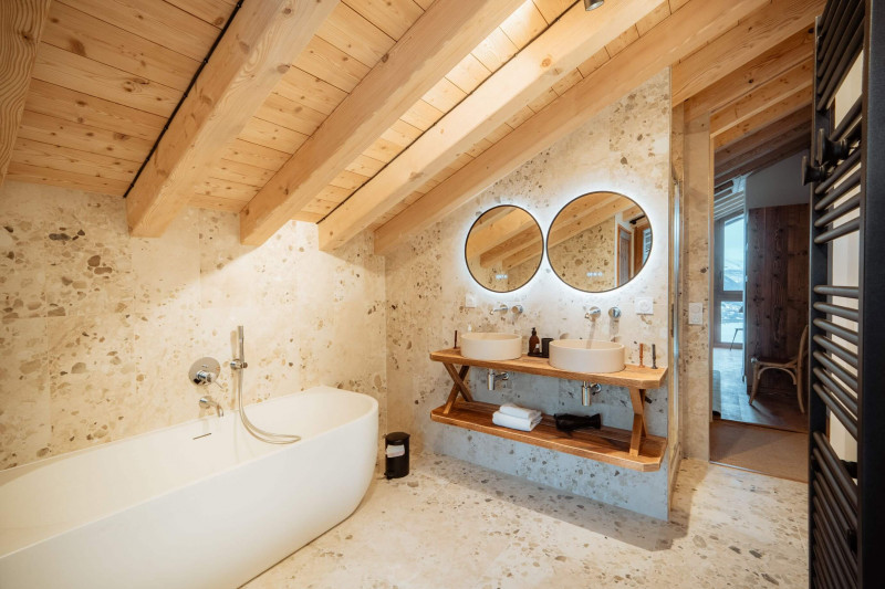 toiles-13-4730345