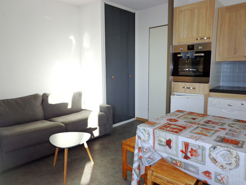 van207-salon4-1952166 van207-salon4-1952166